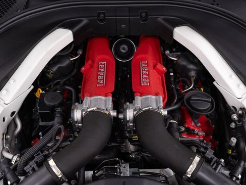 Used 2025 Ferrari Roma Spider RWD image 46