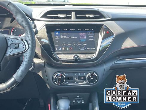 Used 2022 Chevrolet TrailBlazer RS w/ Sun and Liftgate Package image 15
