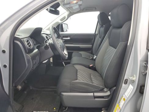 Used 2019 Toyota Tundra SR5 AWD/4WD image 18