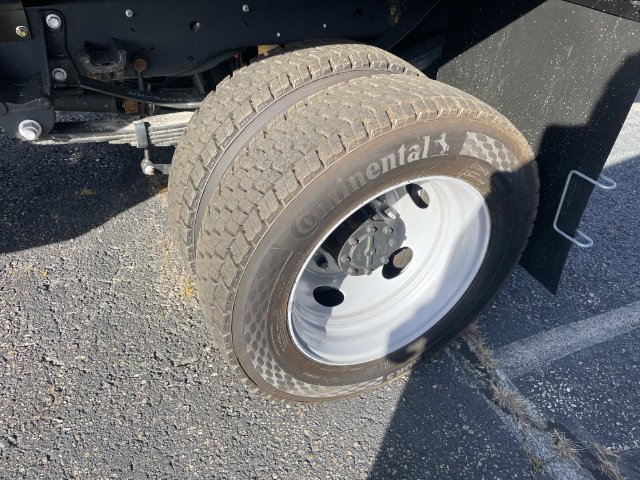 New 2026 Ford F550 4x4 Regular Cab Super Duty image 4