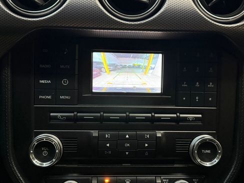 Used 2016 Ford Mustang Coupe image 26