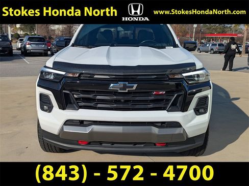 Used 2023 Chevrolet Colorado Z71 w/ Z71 Convenience Package 2 image 9