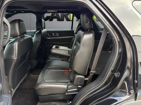 Used 2016 Ford Explorer Sport AWD/4WD image 19