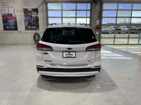 Used 2024 Chevrolet Equinox Premier AWD/4WD image 7