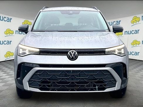 Used 2025 Volkswagen Taos S image 3