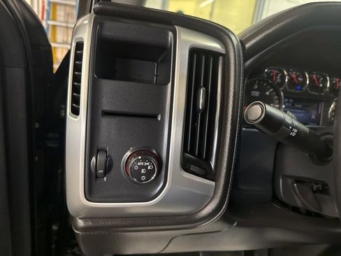 Used 2014 GMC Sierra 1500 SLE w/ SLE Value Package image 19