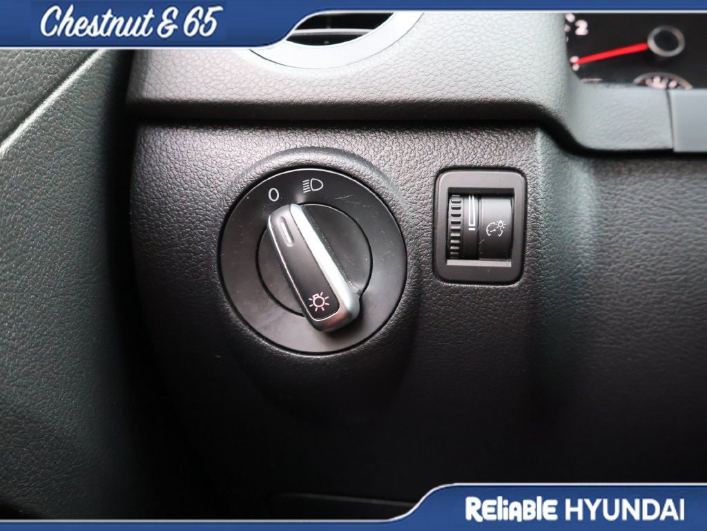 Used 2018 Volkswagen Tiguan Limited AWD/4WD image 30