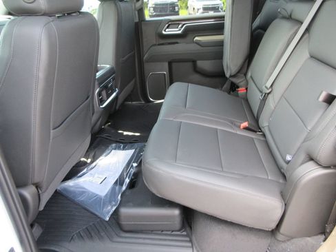 New 2026 Chevrolet Silverado 3500 LTZ w/ LTZ Plus Package AWD/4WD image 18