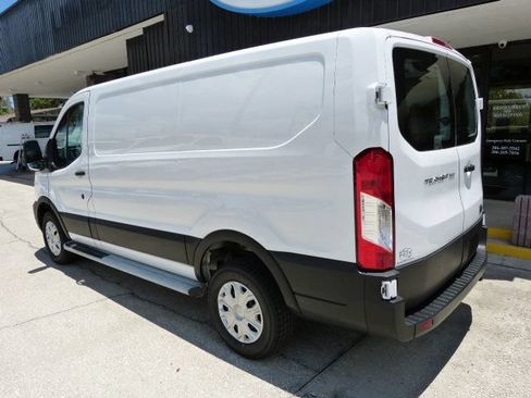 Used 2024 Ford Transit 250 Low Roof w/ Exterior Upgrade Package RWD image 3