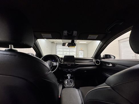 Used 2020 Kia Forte GT-Line image 16