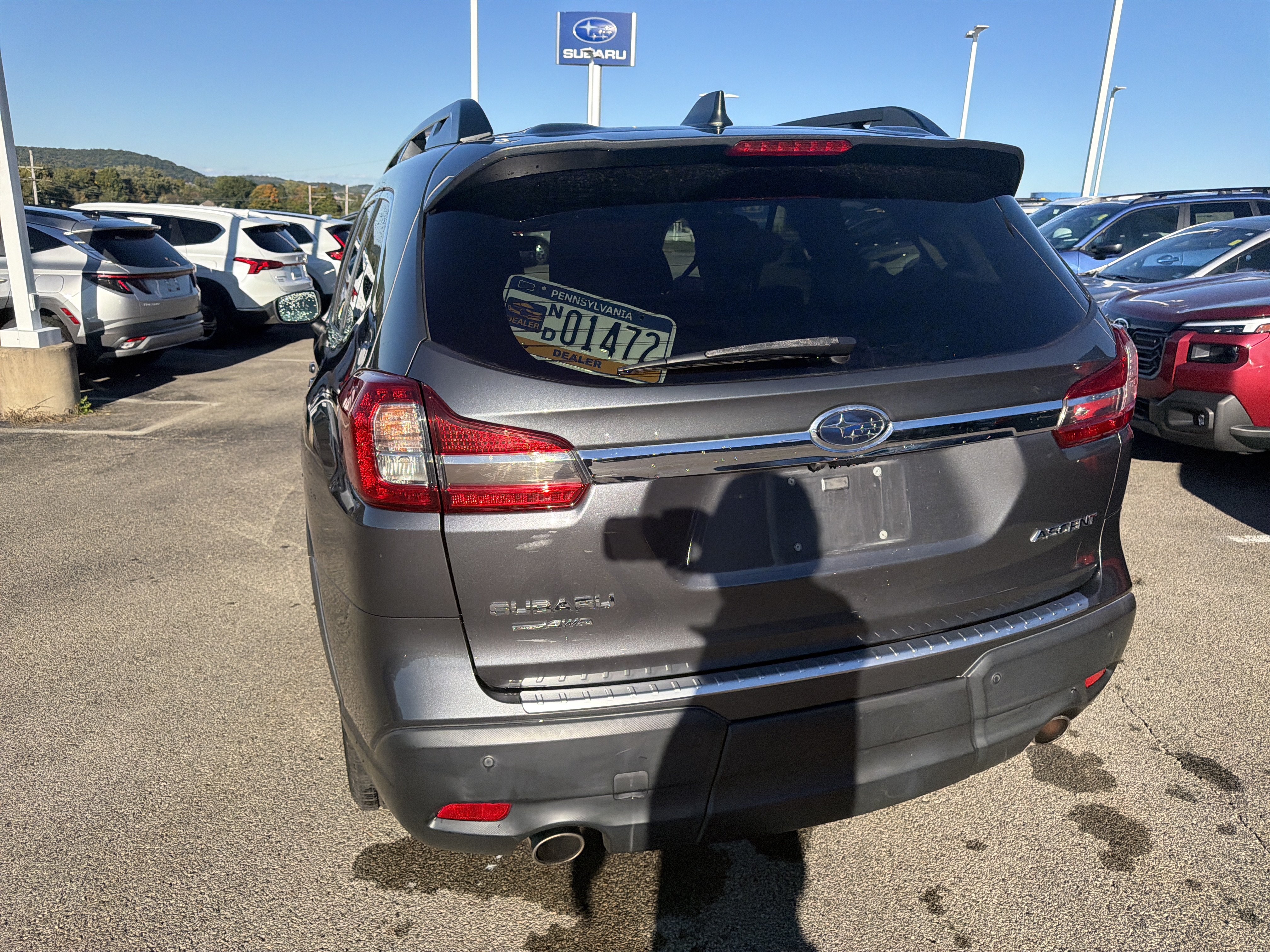 Used 2021 Subaru Ascent Premium w/ Convenience Package AWD/4WD image 6