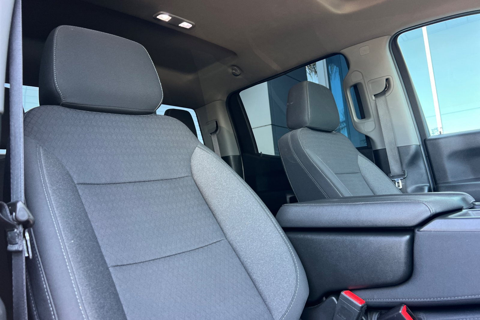 Used 2022 Chevrolet Silverado 1500 Custom RWD image 21