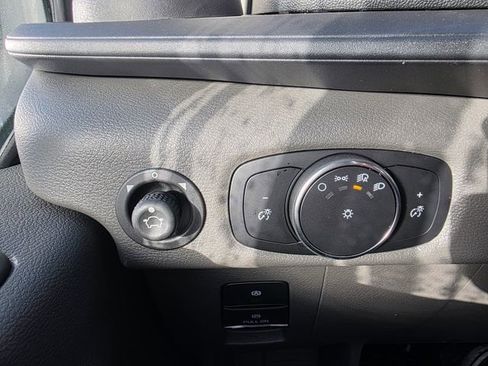 New 2026 Ford Transit 250 148 Medium Roof image 19