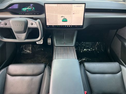 Used 2023 Tesla Model X AWD/4WD image 4
