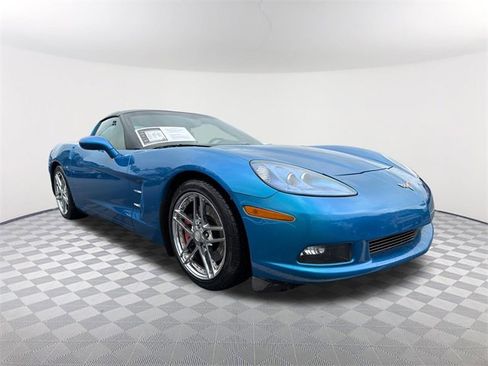 Used 2008 Chevrolet Corvette Coupe w/ Preferred Equipment Group image 3