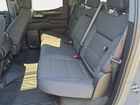 Used 2024 GMC Sierra 1500 Elevation w/ LPO, Elevation Black Package AWD/4WD image 17