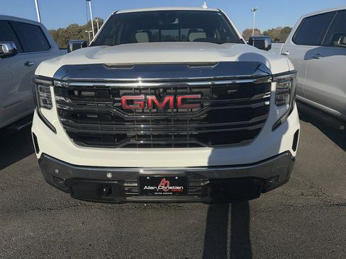 Used 2023 GMC Sierra 1500 SLT w/ SLT Premium Plus Package image 5