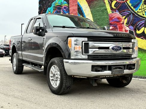 Used 2017 Ford F250 XL w/ STX Appearance Package image 1