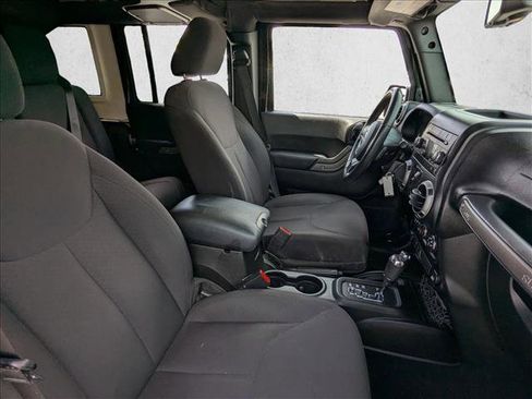 Used 2015 Jeep Wrangler Unlimited Sport w/ Quick Order Package 24S AWD/4WD image 18