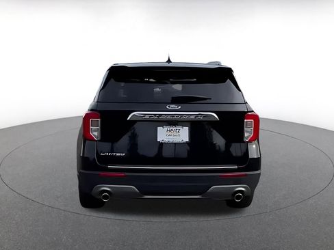 Used 2023 Ford Explorer Limited image 12