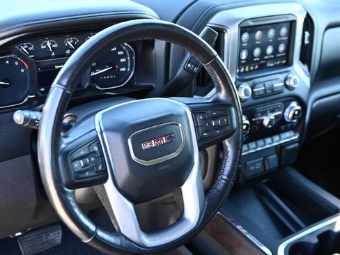 Used 2021 GMC Sierra 1500 SLT image 29