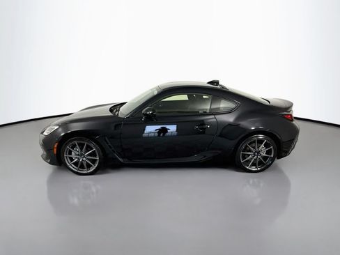 Used 2022 Subaru BRZ Limited RWD image 2