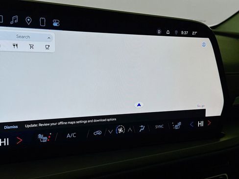 Used 2024 Chevrolet Traverse LT w/ Midnight/Sport Edition image 15