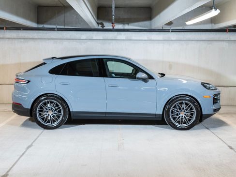 New 2026 Porsche Cayenne GTS AWD/4WD image 8