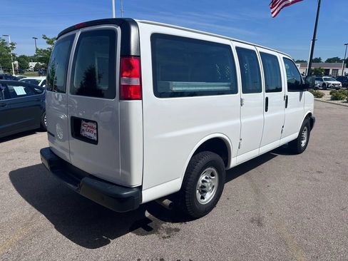 Used 2020 Chevrolet Express 2500 w/ Driver Convenience Package RWD image 5