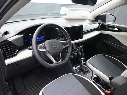 New 2025 Volkswagen Taos S image 18