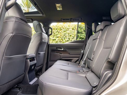 New 2026 Lexus GX 550 image 16