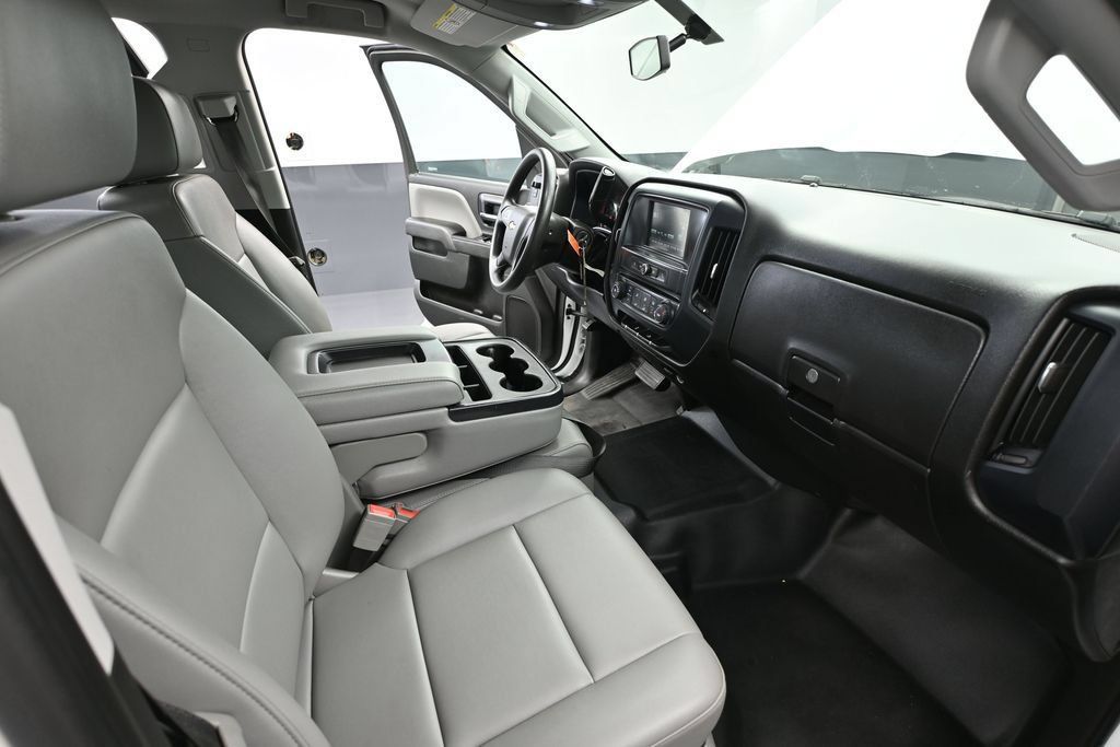 Used 2018 Chevrolet Silverado 2500 W/T RWD image 37