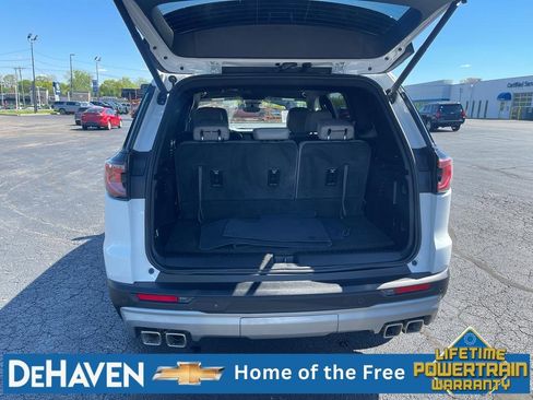 Used 2026 GMC Acadia Elevation w/ Elevation Premium Package FWD image 26