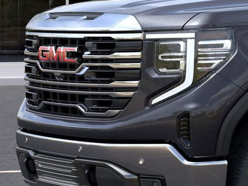 New 2026 GMC Sierra 1500 SLT image 13