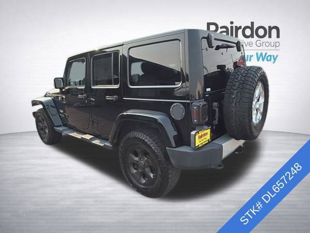 Used 2013 Jeep Wrangler Unlimited Sahara w/ Connectivity Group AWD/4WD image 3