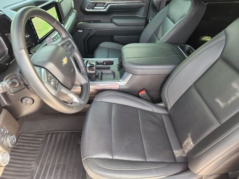 Used 2024 Chevrolet Silverado 1500 LTZ w/ Technology Package RWD image 10