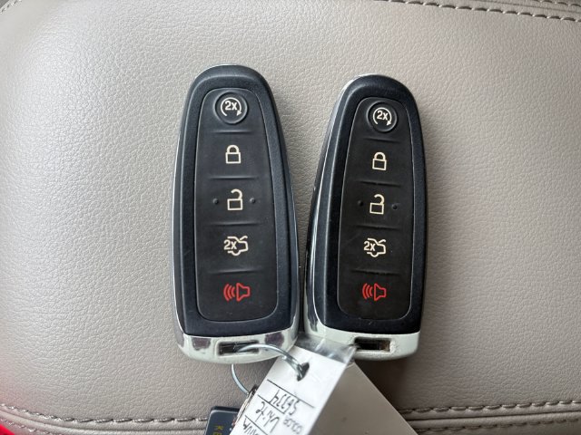 Used 2014 Ford Escape Titanium w/ Equipment Group 401A FWD image 21