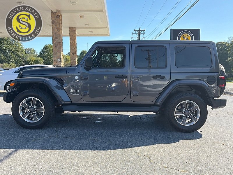 Used 2019 Jeep Wrangler Unlimited Sahara w/ LED Lighting Group AWD/4WD image 3