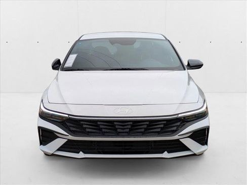 New 2025 Hyundai Elantra SEL w/ Cargo Package image 6