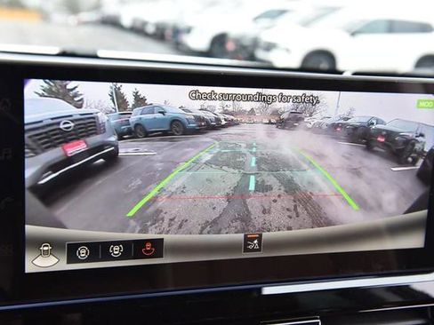 New 2026 Nissan Pathfinder Platinum image 16