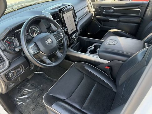 Used 2023 RAM 1500 Laramie AWD/4WD image 12