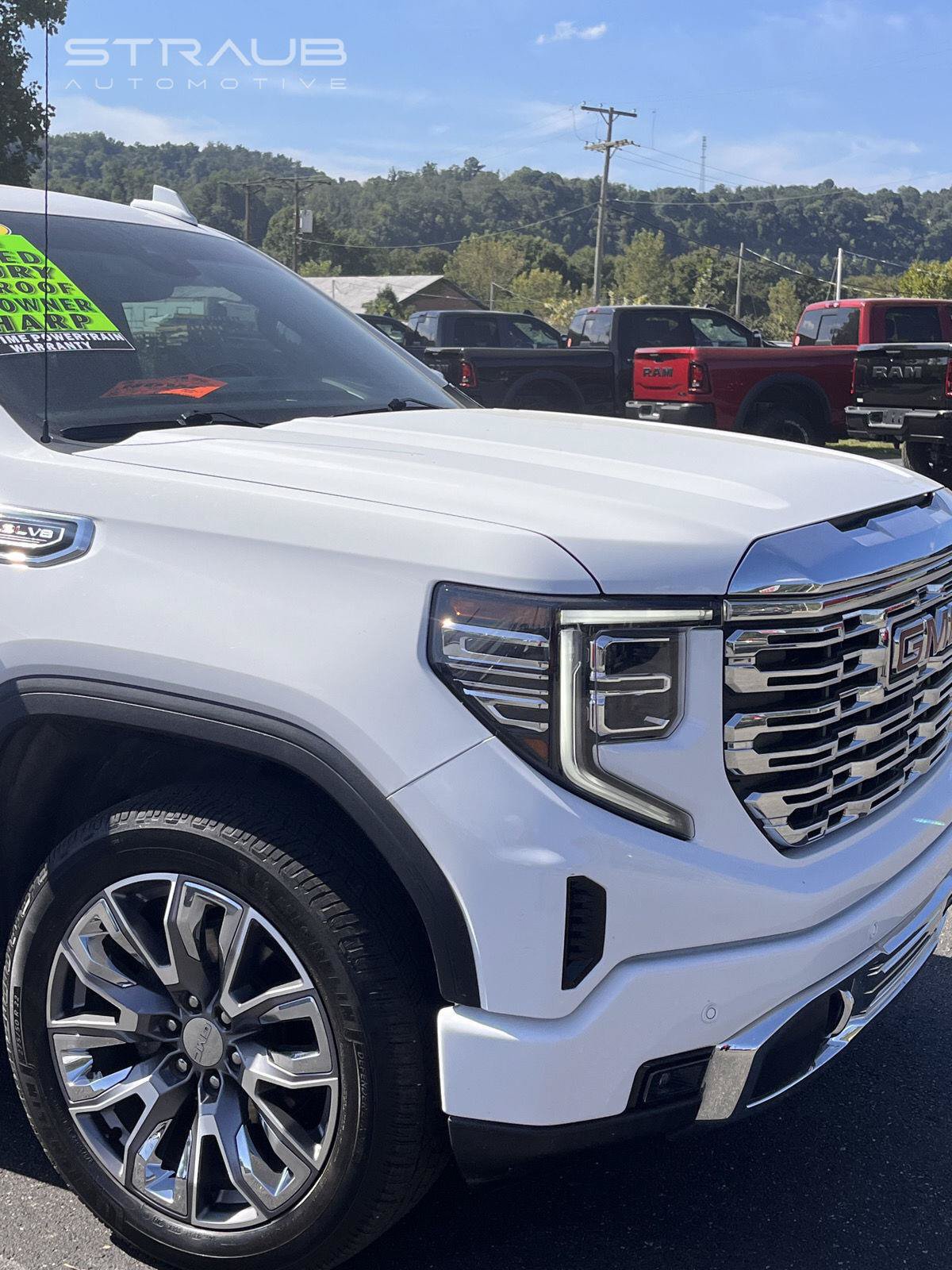 Used 2023 GMC Sierra 1500 Denali w/ Denali Reserve Package AWD/4WD image 10