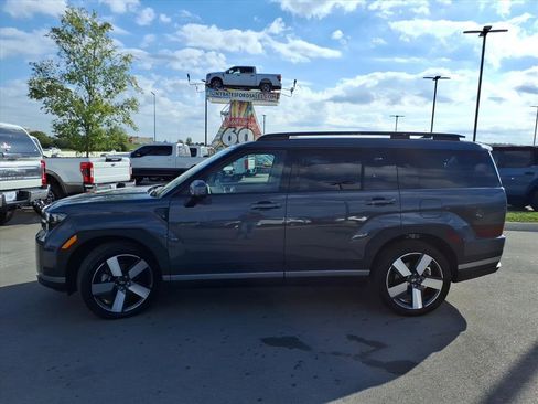 Used 2024 Hyundai Santa Fe Limited image 6