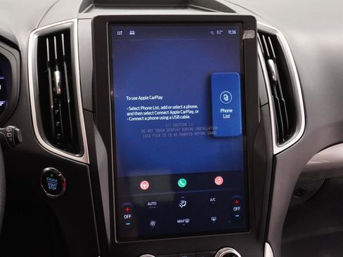 Used 2024 Ford Edge SE image 24