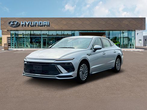 New 2025 Hyundai Sonata Limited image 1
