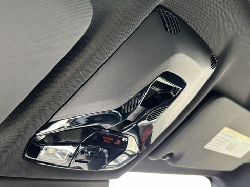 Used 2026 BMW X1 xDrive28i w/ Technology Package image 29