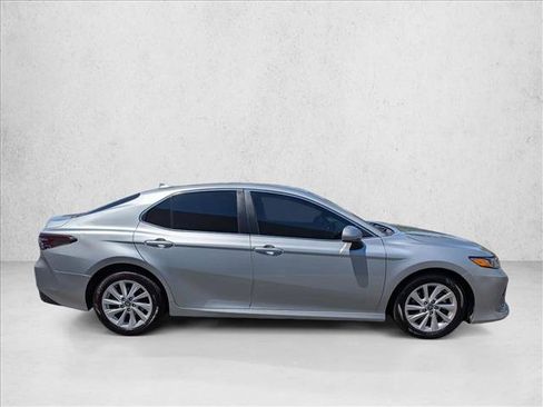 Used 2023 Toyota Camry LE FWD image 4