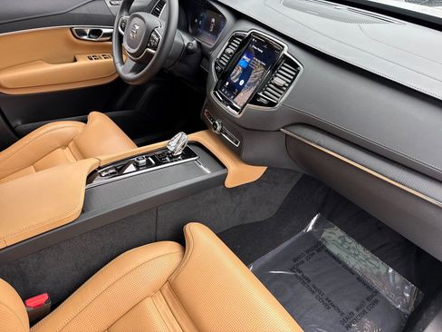 Certified 2023 Volvo XC90 B6 Ultimate image 16