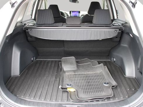 Used 2024 Toyota RAV4 LE AWD/4WD image 22