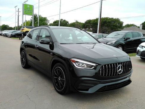 Used 2021 Mercedes-Benz GLA 35 AMG 4MATIC w/ Premium Package image 4